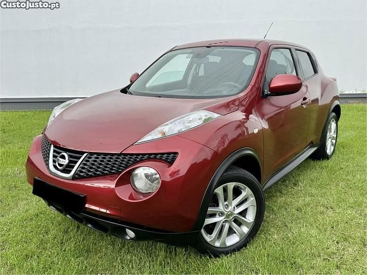 Vermelho Usado 2012 Nissan Juke SUV | € 8.990 - Imagem 1/1