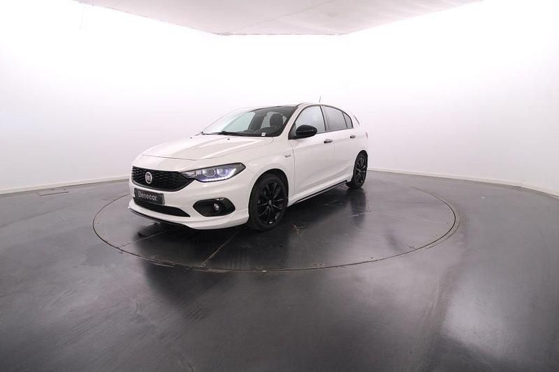 Branco Usado 2021 Fiat Tipo | € 18.950 (Caro) - Imagem 1/4