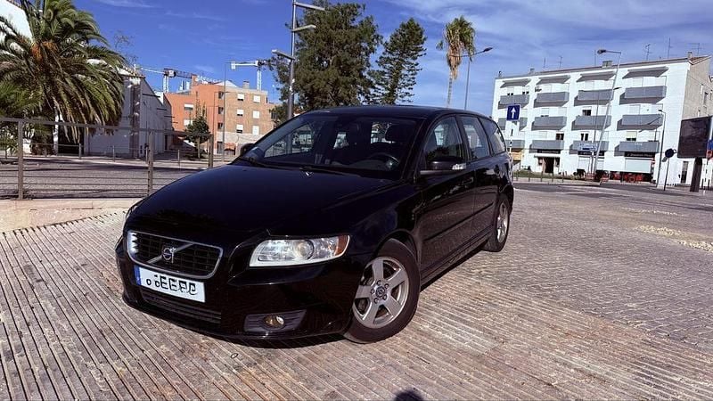 Usado 2008 Volvo V50 Carrinha | € 4.250 (Bom preço) - Imagem 1/4