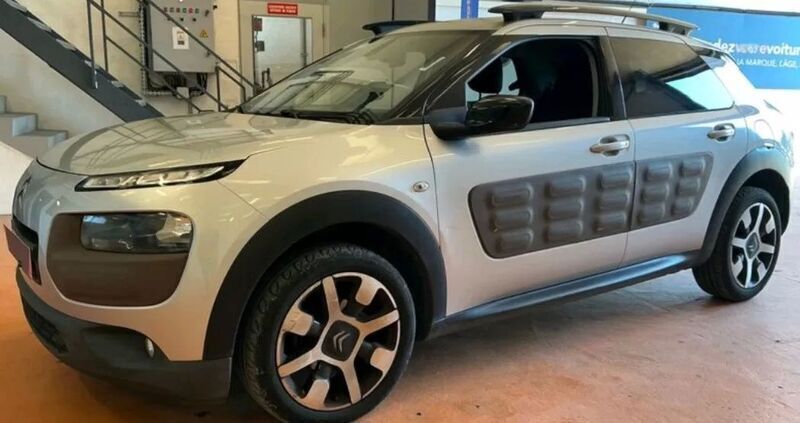 Cinza Usado 2014 Citroën C4 Cactus PureTech Citadino | € 9.490 (Preço justo) - Imagem 1/4