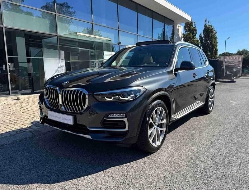 Cinzento Usado 2021 BMW X5 SUV | € 58.490 (Preço justo) - Imagem 1/4