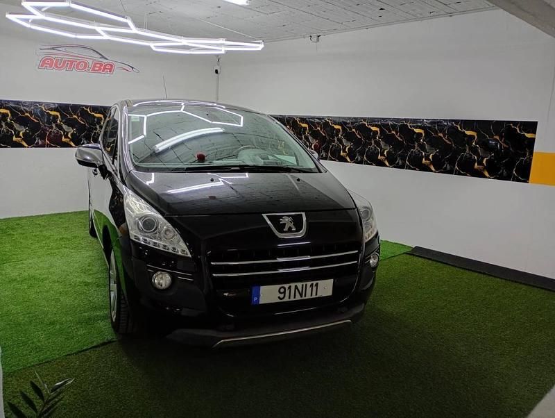 Usado Peugeot 3008 200 HP (147 kW) 2012 Preto Carrinha