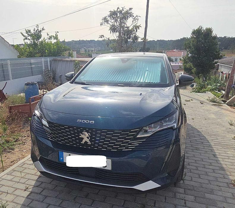 Usado 2022 Peugeot 5008 Active Monovolume | € 22.700 (Bom preço) - Imagem 1/4