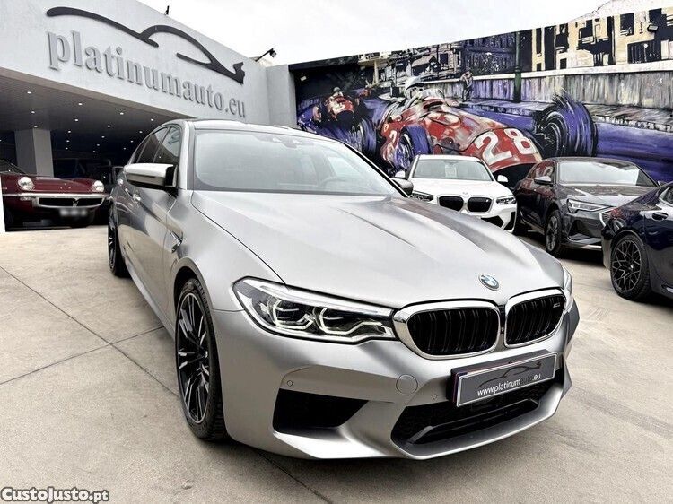 Cinza Usado 2018 BMW M5 Performance Sedan | € 87.950 - Imagem 1/1