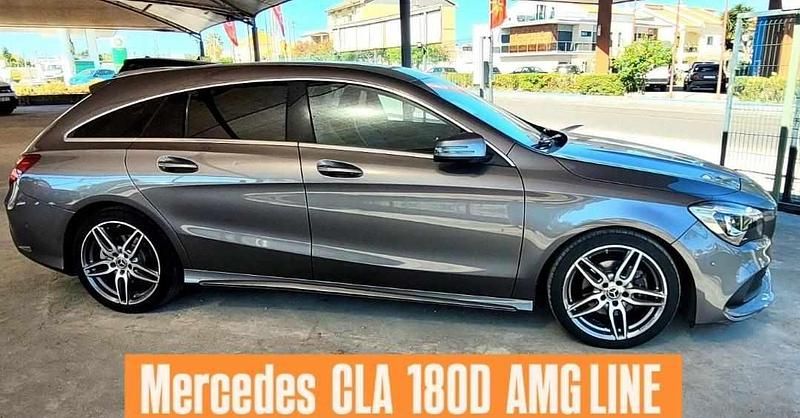 Cinzento Usado 2018 Mercedes CLA180 Shooting Brake Carrinha | € 21.990 (Preço elevado) - Imagem 1/2