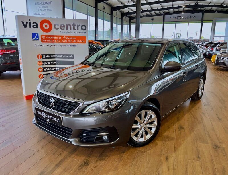 Cinza antracite Usado 2020 Peugeot 308 Style Carrinha | € 13.980 (Bom preço) - Imagem 1/4