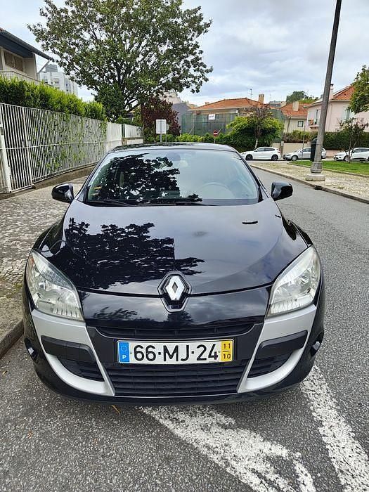 Usado 2011 Renault Mégane III Bose Edition Coupé | € 8.500 (Preço justo) - Imagem 1/4