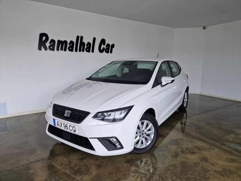 Branco Usado 2023 Seat Ibiza Style | € 17.900 (Preço justo) - Imagem 1/4