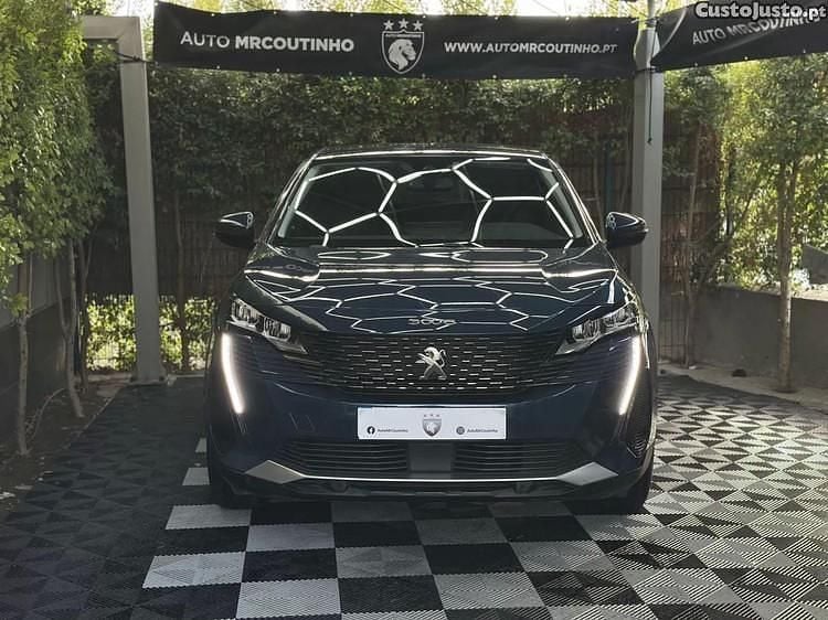 Azul Usado 2021 Peugeot 3008 Active SUV | € 20.900 (Bom preço) - Imagem 1/1