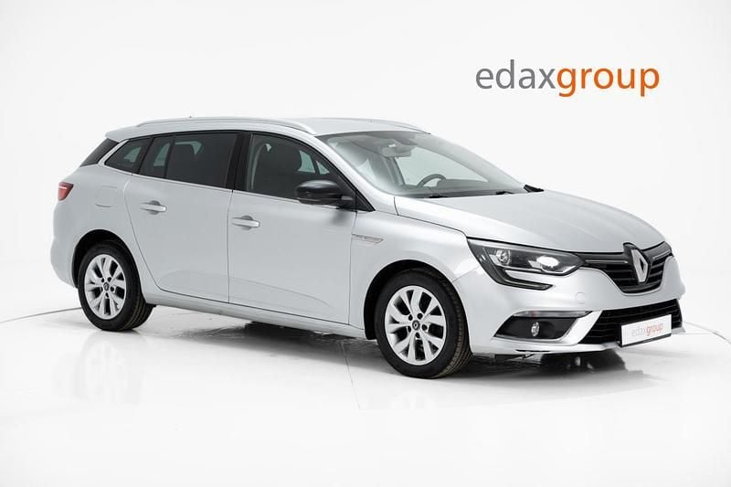 Usado Renault Mégane IV 115 HP (84 kW) 2019 Cinzento Carrinha