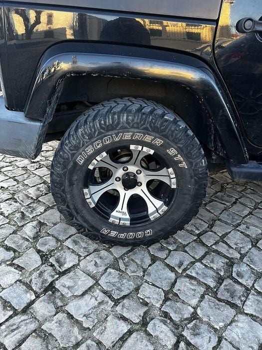 Usado Jeep Wrangler Sahara 177 HP (130 kW) 2008 SUV