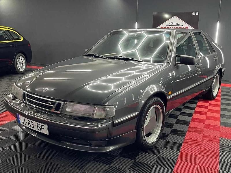 Cinzento Usado 1992 Saab 9000 | € 7.500 - Imagem 1/4