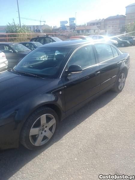 Preto Usado 2008 Skoda Octavia | € 2.490 - Imagem 1/1