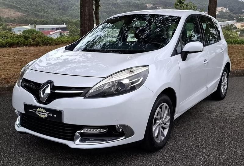 Branco Usado 2013 Renault Scénic III LIMITED Monovolume | € 8.950 (Preço elevado) - Imagem 1/4