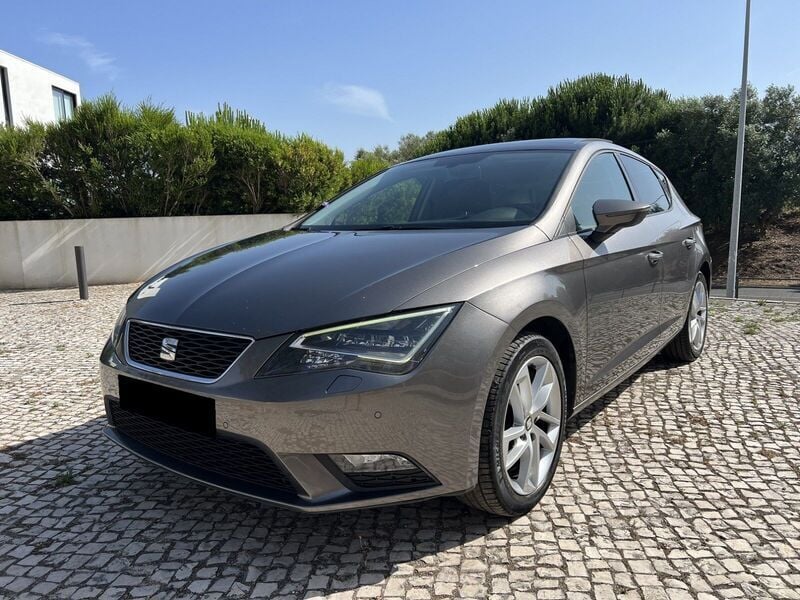 Cinza Usado 2016 Seat Leon Style | € 12.250 (Preço justo) - Imagem 1/4