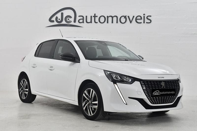 Branco Usado 2023 Peugeot 208 Citadino | € 18.200 (Preço elevado) - Imagem 1/4