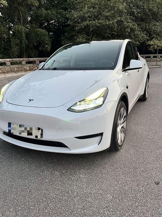 Usado 2023 Tesla Model Y SUV | € 35.600 (Preço justo) - Imagem 1/4