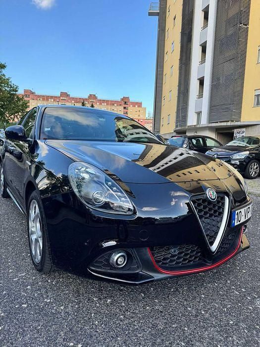 Usado 2018 Alfa Romeo Giulietta Citadino | € 17.000 (Preço justo) - Imagem 1/4