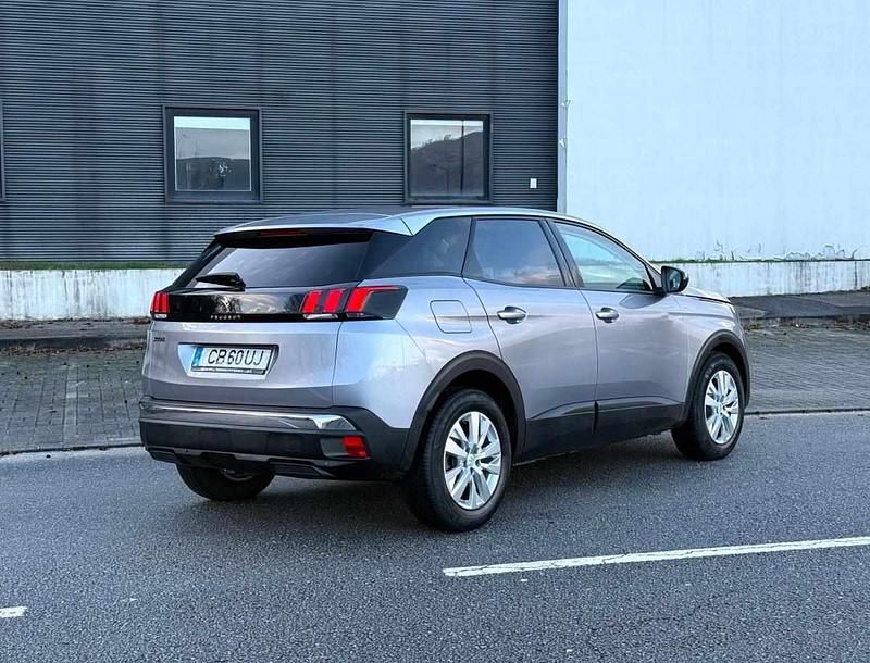 Usado Peugeot 3008 Active 120 HP (88 kW) 2018 Cinza SUV