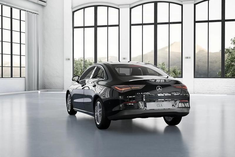 Novo Mercedes CLA250e 218 HP (160 kW) 2025 Preto Sedan