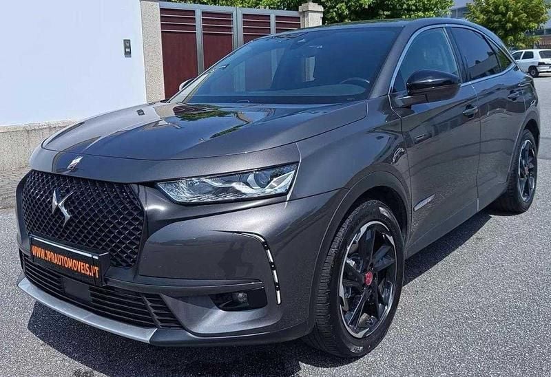 Usado DS Automobiles DS7 Crossback Performance 225 HP (165 kW) 2022 Cinza SUV