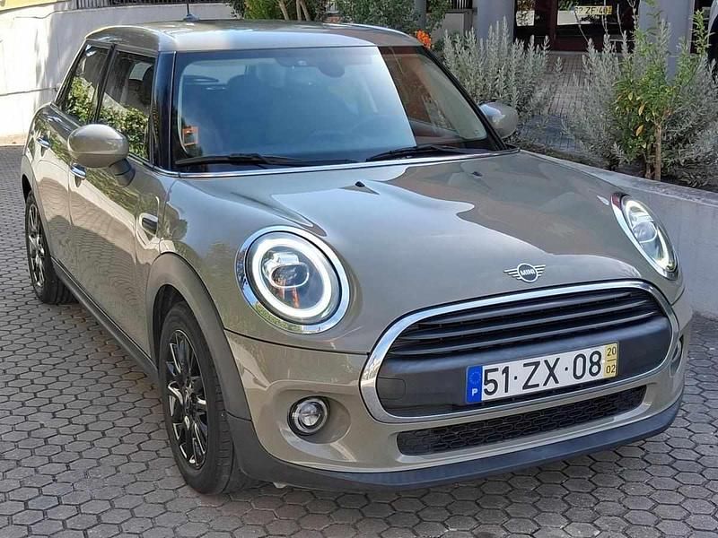 Usado Mini ONE 102 HP (75 kW) 2020 Cinza Citadino
