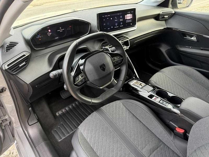 Usado Peugeot 208 Allure 100 HP (73 kW) 2025 Cinza Citadino