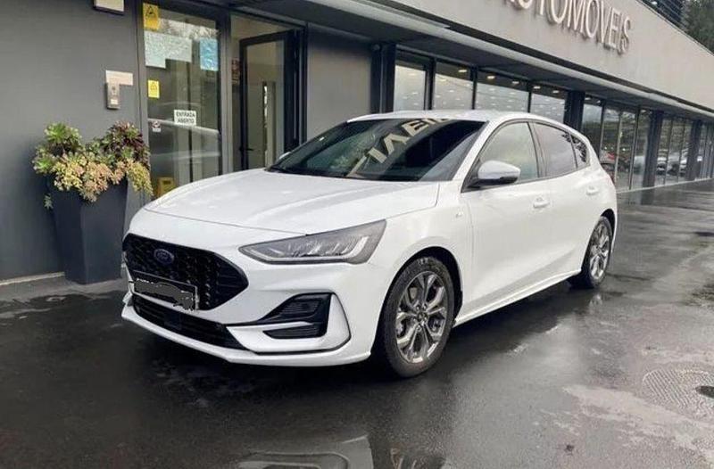 Usado 2024 Ford Focus ST-Line Sedan | € 22.680 (Bom preço) - Imagem 1/4