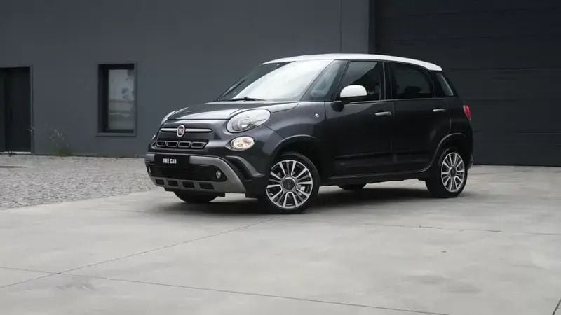 Preto Usado 2019 Fiat 500L Cross Monovolume | € 13.999 (Preço justo) - Imagem 1/4