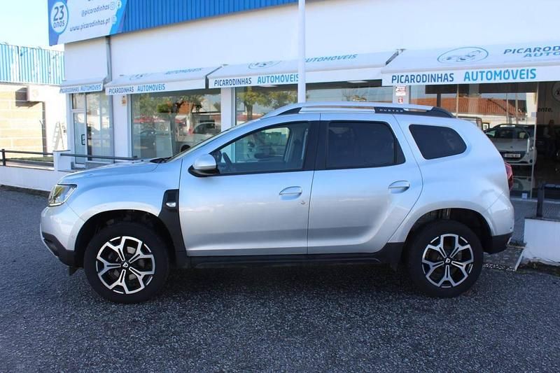 Usado Dacia Duster Prestige 115 HP (84 kW) 2021 Cinzento SUV