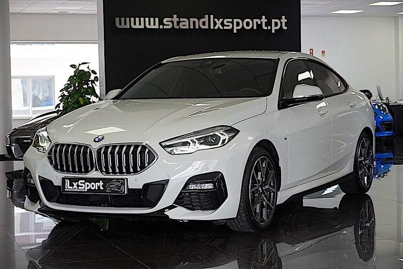 Branco Usado 2021 BMW 216 Comfort Edition Coupé | € 27.490 (Bom preço) - Imagem 1/4