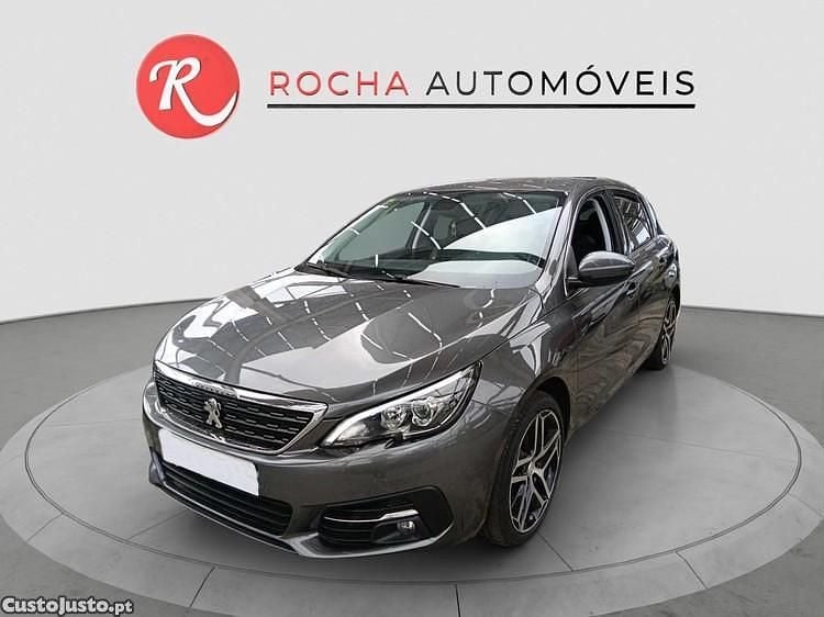 Cinza Usado 2018 Peugeot 308 Allure Citadino | € 10.990 (Bom preço) - Imagem 1/1