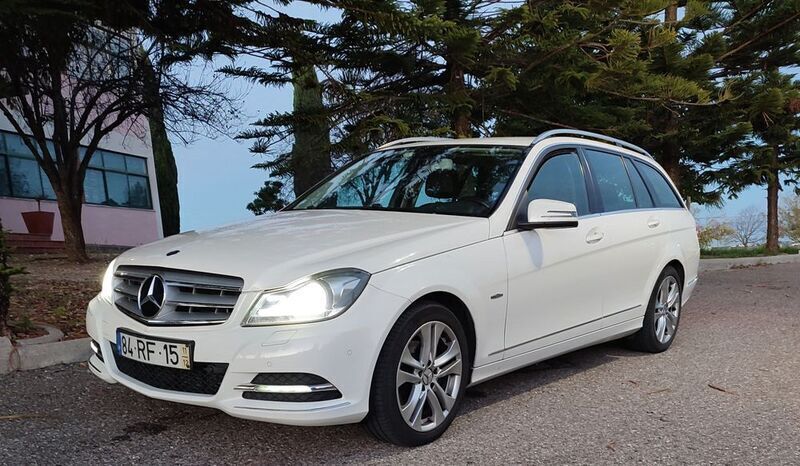 Usado 2011 Mercedes C220 Avantgarde Sedan | € 11.900 (Bom preço) - Imagem 1/4