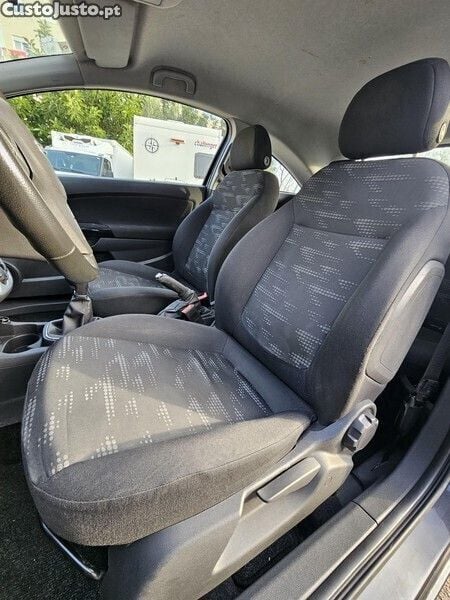 Preto Usado 2012 Opel Corsa | € 6.400 (Preço justo) - Imagem 1/1