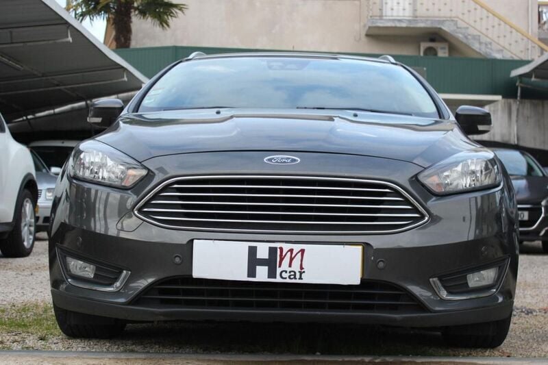 Cinza escuro Usado 2016 Ford Focus Titanium Carrinha | € 11.990 (Preço justo) - Imagem 1/4