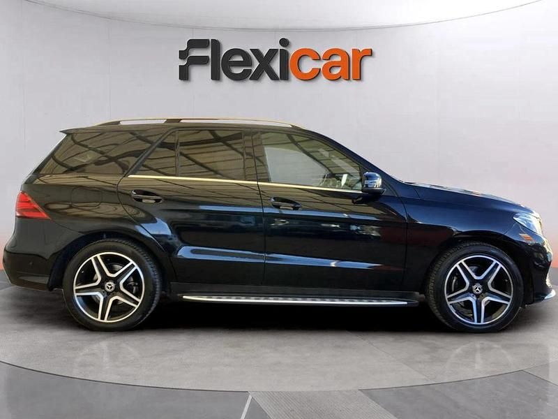 Preto Usado 2017 Mercedes GLE250 SUV | € 38.890 - Imagem 1/4