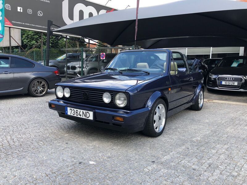 Usado VW Golf Cabriolet 90 HP (66 kW) 1991 Azul Cabrios