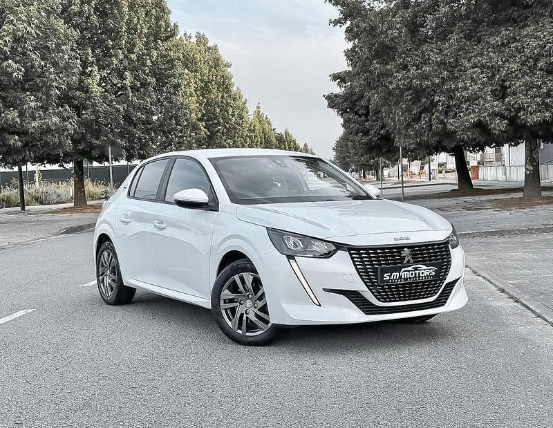 Branco Usado 2021 Peugeot 208 Style Citadino | € 14.500 (Preço justo) - Imagem 1/4