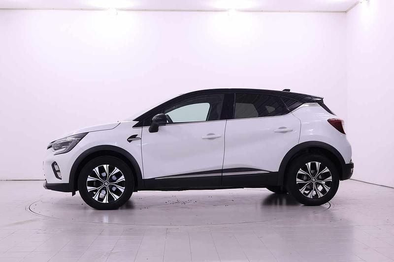 Usado Renault Captur 91 HP (66 kW) 2022 Branco SUV