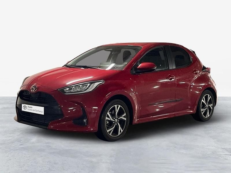 Vermelho (pintura metalizada especial) Usado 2024 Toyota Yaris Sedan | € 25.750 (Preço justo) - Imagem 1/4