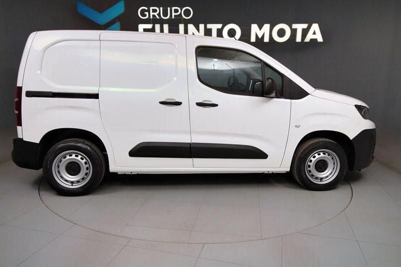 Branco Usado 2022 Peugeot Partner Premium Monovolume | € 14.740 (Preço justo) - Imagem 1/4
