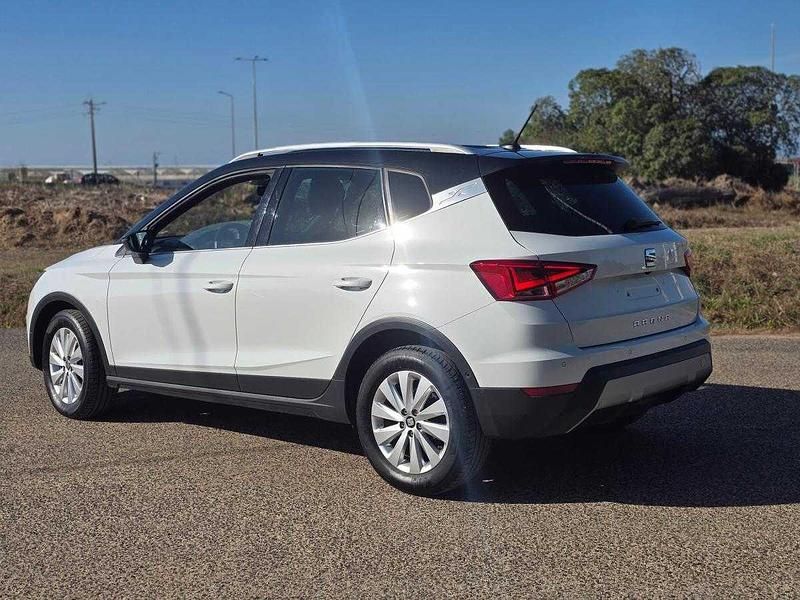 Usado Seat Arona XCELLENCE 95 HP (69 kW) 2020 Branco SUV