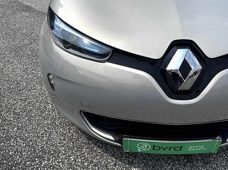 Cinza Usado 2017 Renault Zoe Zen Citadino | € 10.900 (Preço justo) - Imagem 1/1