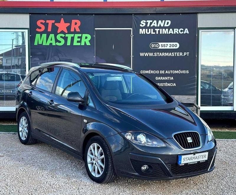 Cinzento Usado 2010 Seat Altea XL Style Monovolume | € 5.450 (Preço justo) - Imagem 1/4