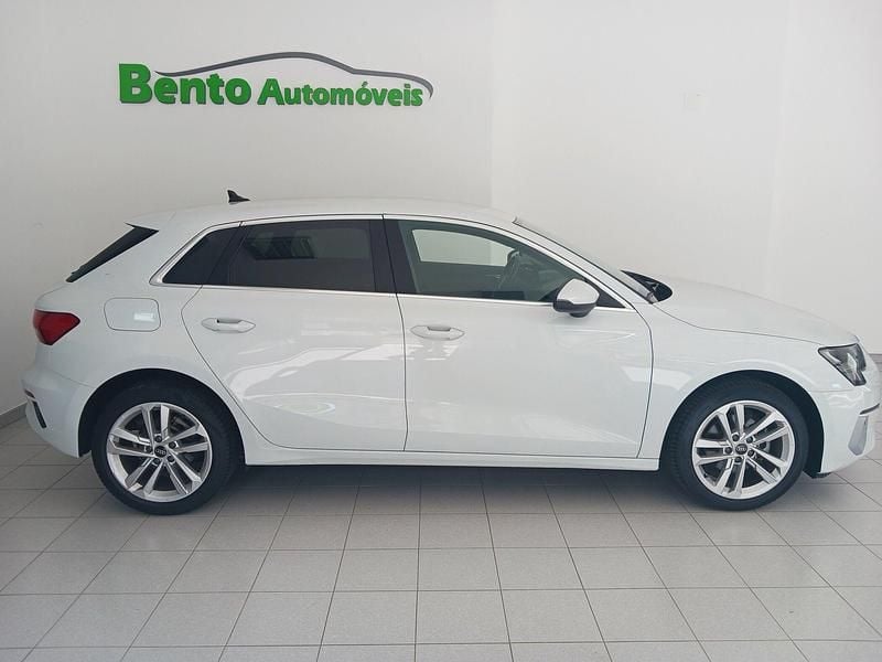 Branco Usado 2022 Audi A3 Advanced Carrinha | € 24.999 (Preço elevado) - Imagem 1/4
