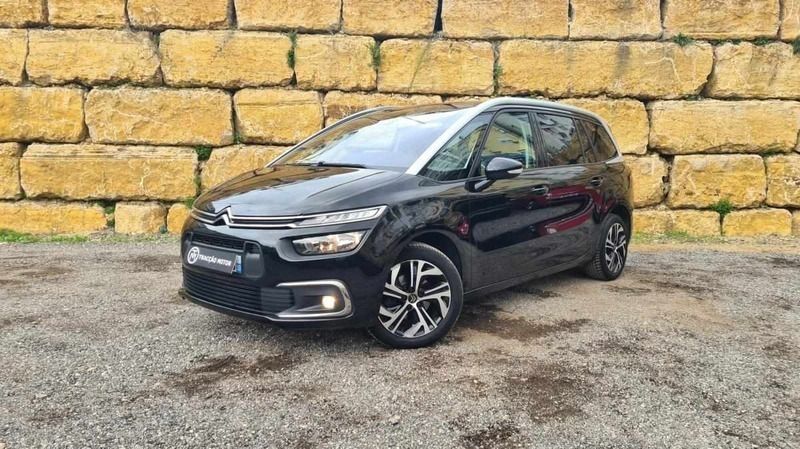 Preto Usado 2021 Citroën C4 Feel Monovolume | € 21.950 (Preço justo) - Imagem 1/4