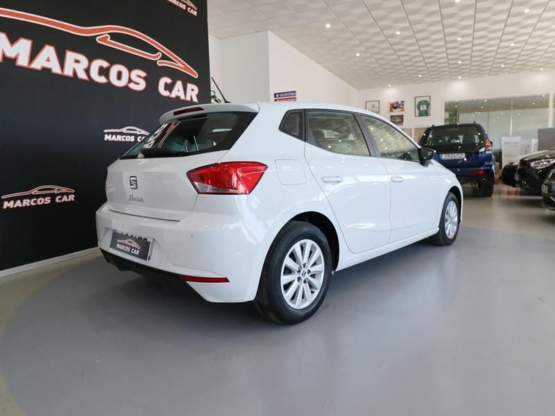 Usado Seat Ibiza Reference 95 HP (69 kW) 2022 Branco Citadino