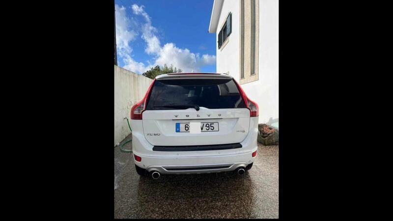 Branco Usado 2010 Volvo XC60 SUV | € 15.000 (Preço elevado) - Imagem 1/4