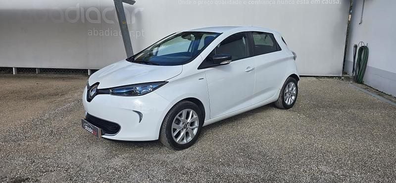 Usado Renault Zoe 80 kW (109 HP) 2018 Branco Citadino