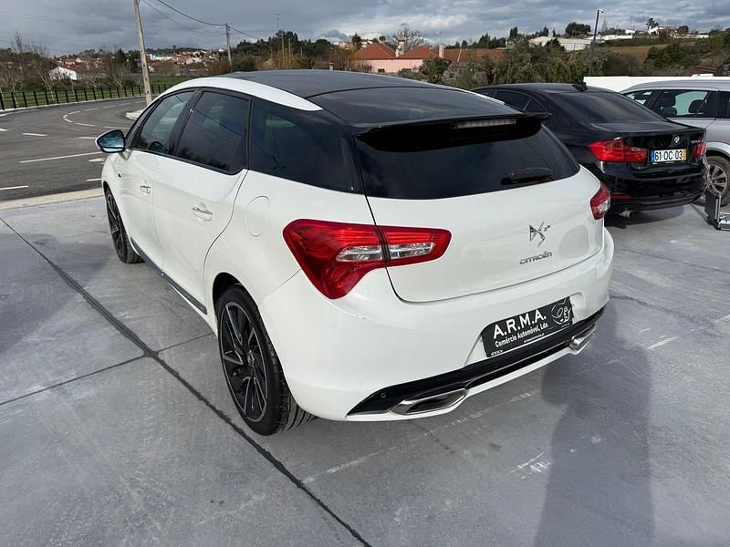 Usado Citroën DS5 Sport Chic 163 HP (119 kW) 2012 Branco Citadino